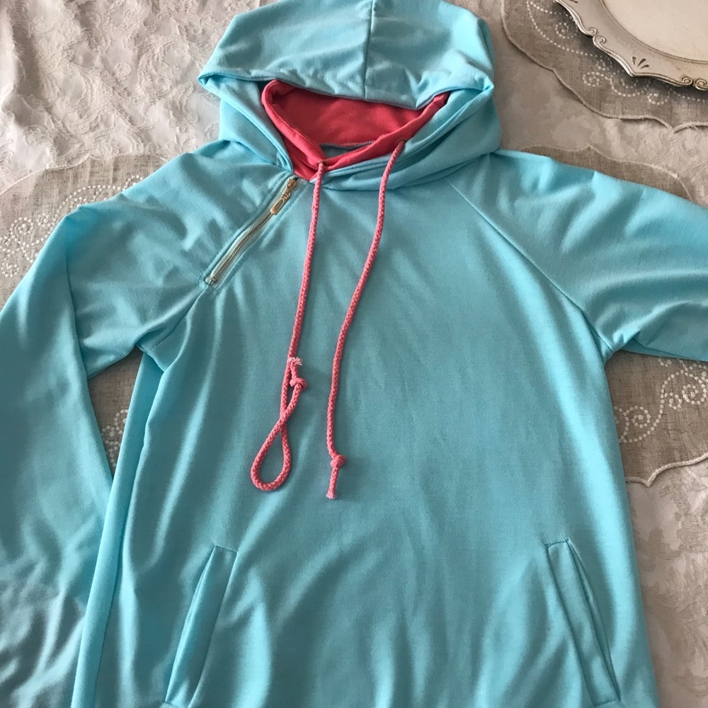 Stylish Pullover Sweatshirt